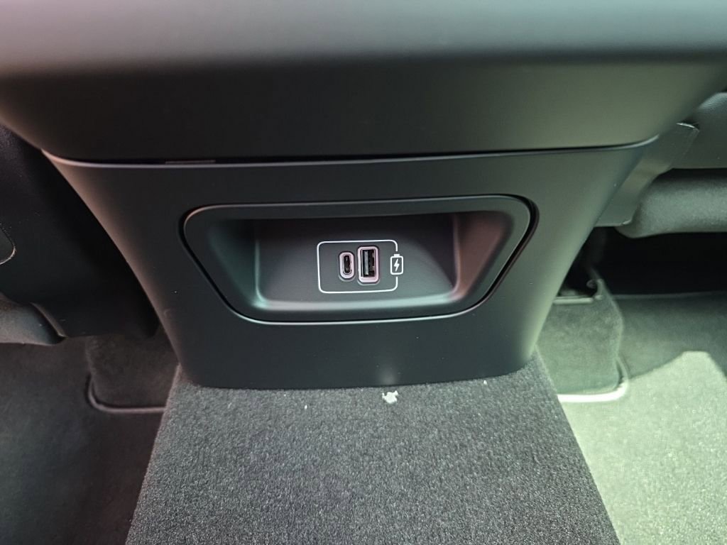 New 2025 Maserati Grecale GT image 32