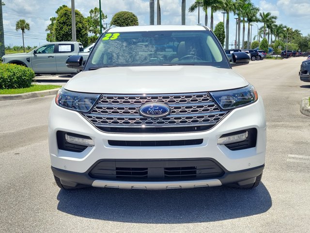 Certified 2023 Ford Explorer Limited w/ Limited Technology Package RWD image 2