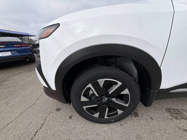New 2026 Nissan Kicks SV w/ Cold Weather Package AWD/4WD image 10