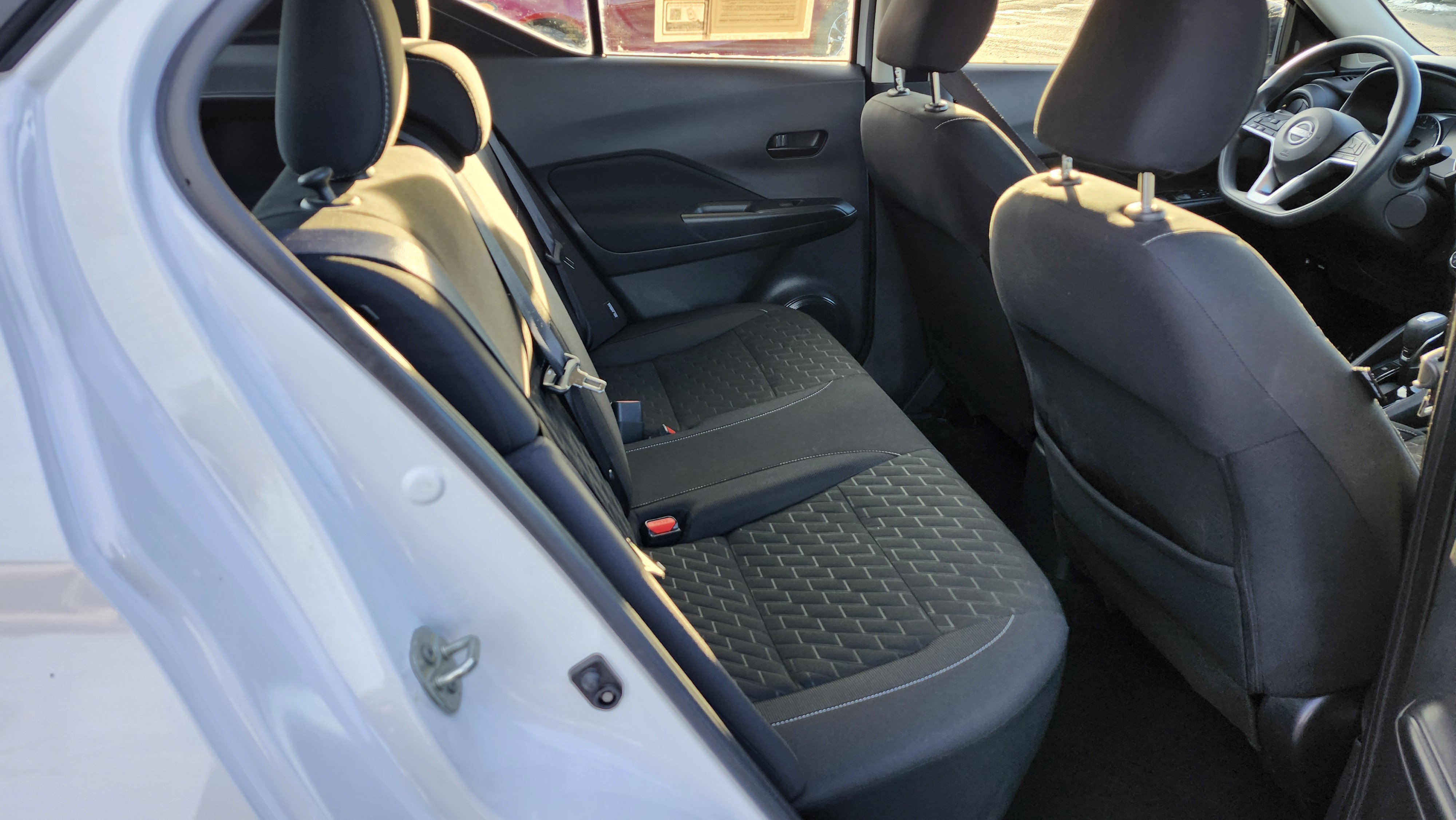 Used 2022 Nissan Kicks S image 18