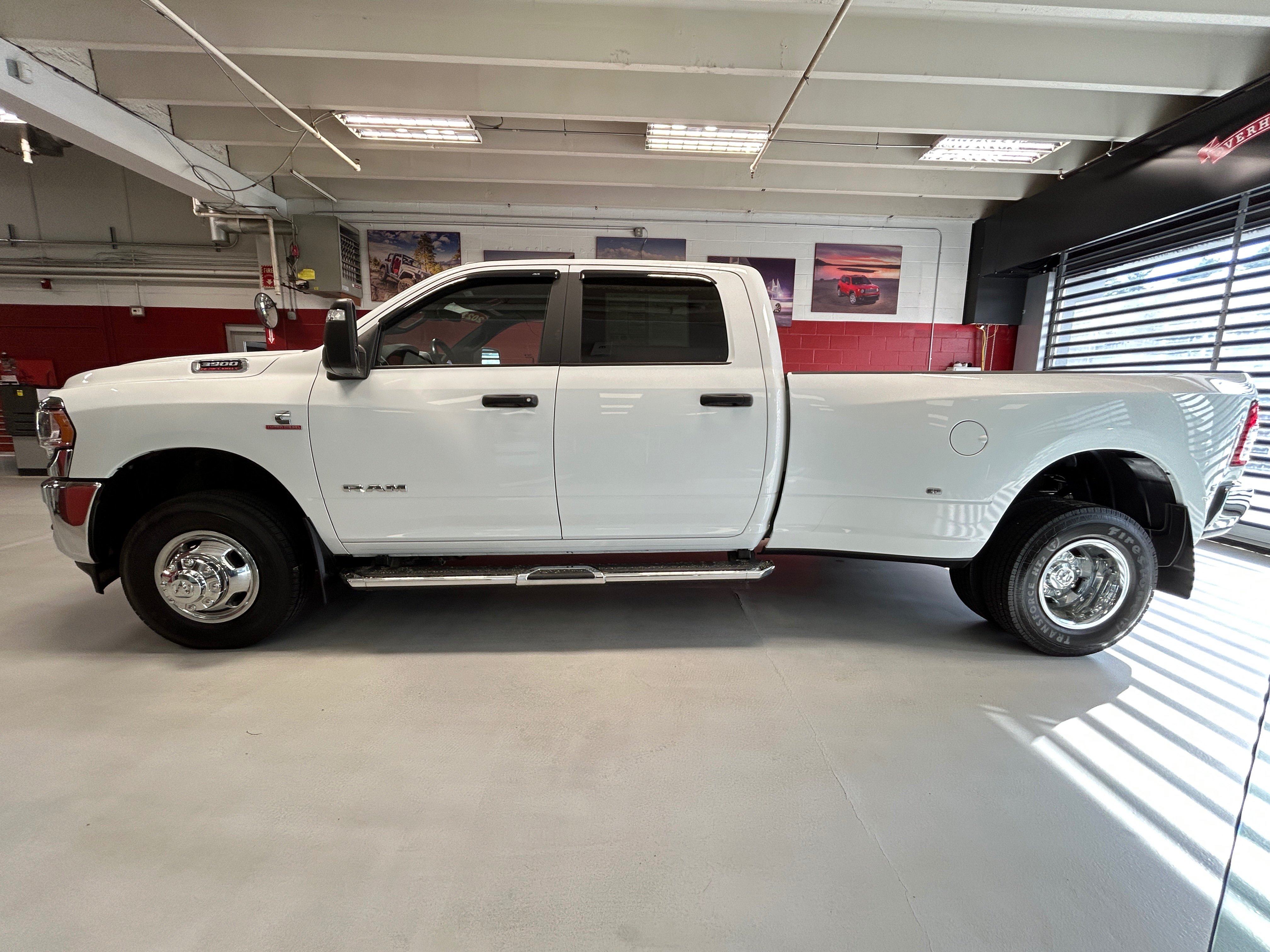 Used 2023 RAM 3500 Big Horn w/ Level 1 Equipment Group AWD/4WD image 2