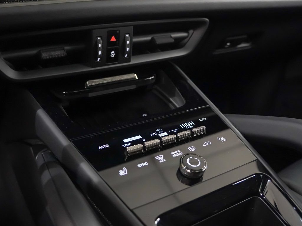 New 2026 Porsche Cayenne Turbo AWD/4WD image 32
