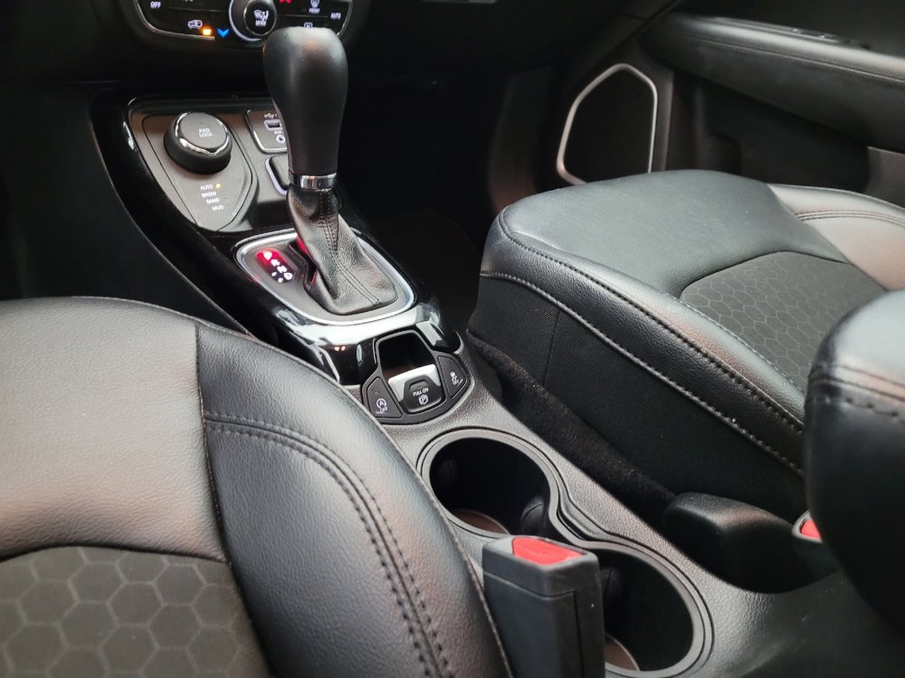 Used 2019 Jeep Compass Altitude image 26