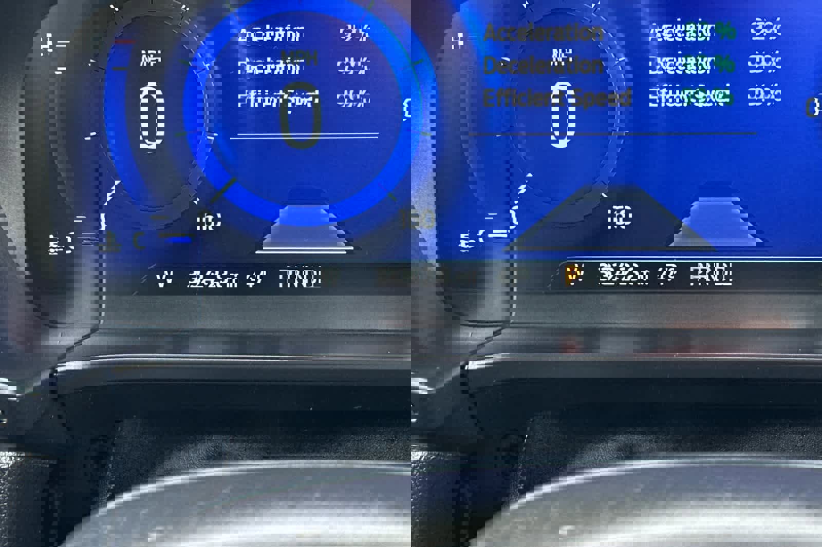 Used 2020 Ford Escape Titanium w/ Titanium Premium Package 2.0 image 26