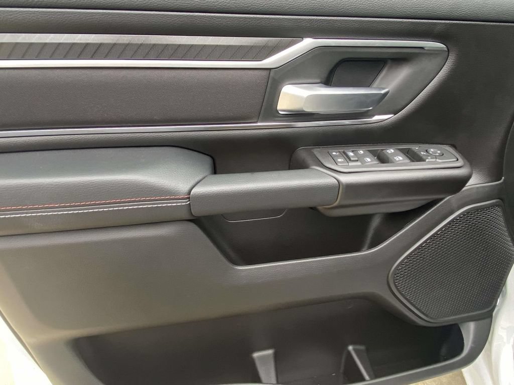 New 2026 RAM 1500 Big Horn AWD/4WD image 14