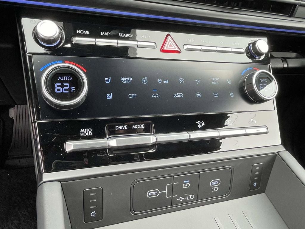New 2026 Hyundai Santa Fe Calligraphy FWD image 15
