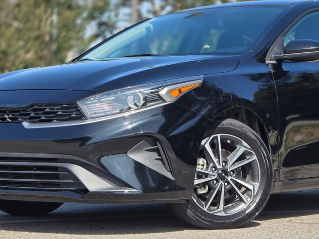 Used 2022 Kia Forte LXS FWD image 24