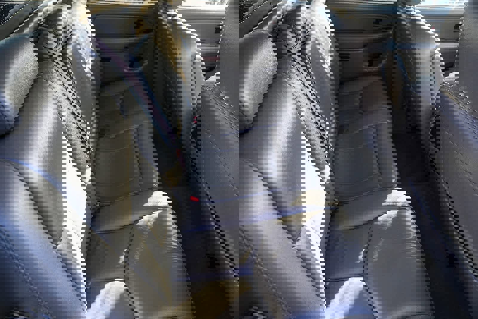 Used 2005 Chevrolet Avalanche Z71 w/ Sun And Sound Package image 15