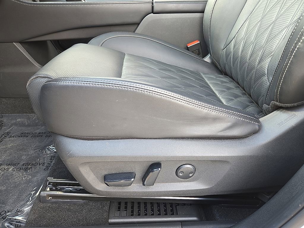 Used 2024 Nissan Rogue Platinum w/ Platinum Premium Package image 24