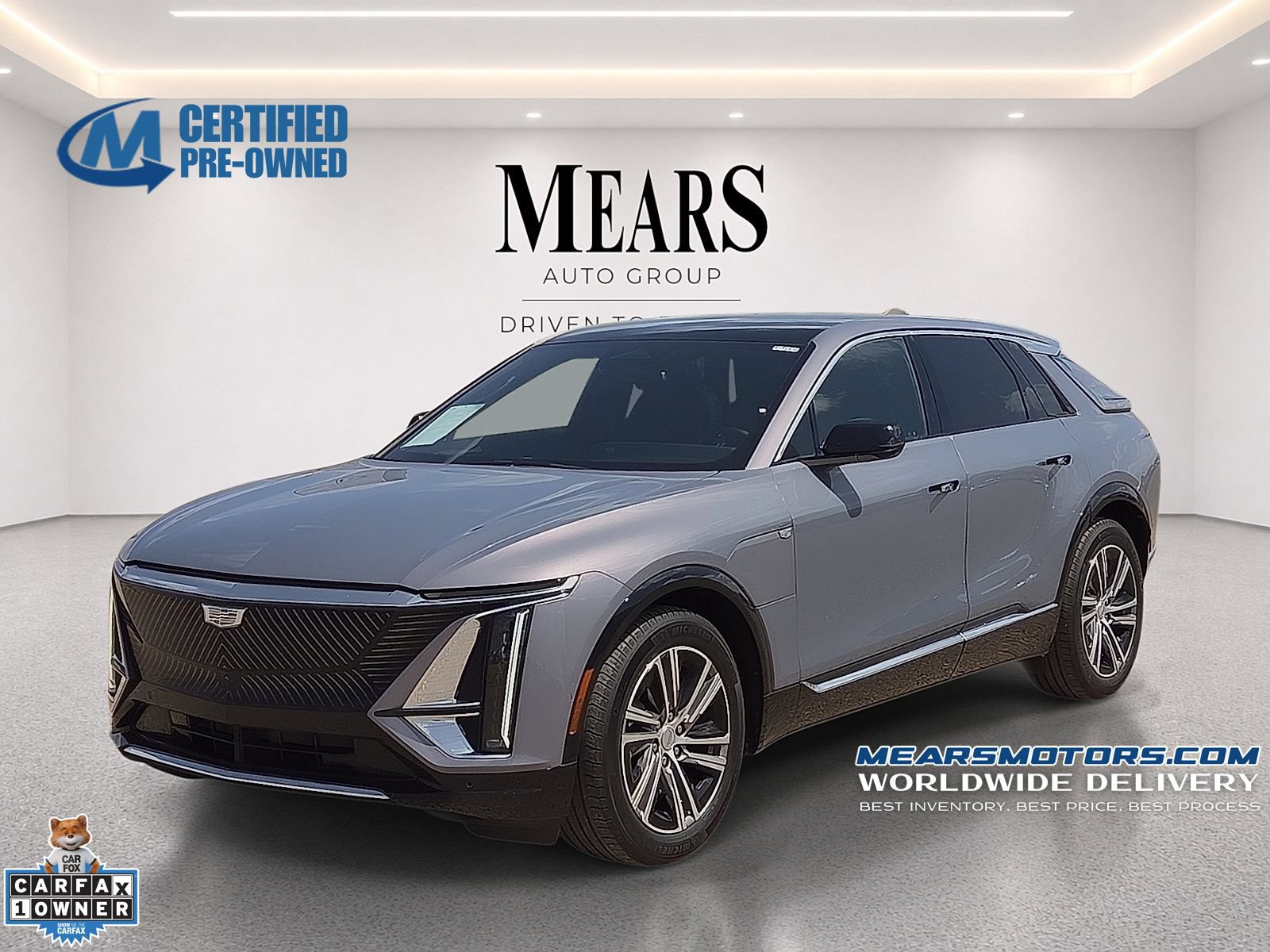 Used 2024 Cadillac Lyriq Luxury w/ LPO, Floor Liner Package AWD/4WD image 1