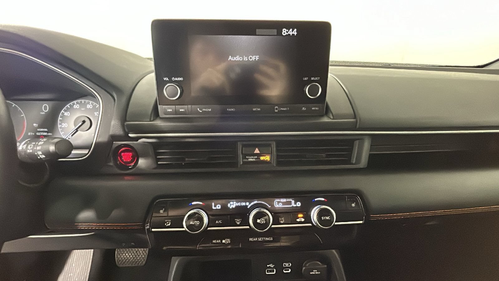 Used 2025 Honda Pilot Sport image 25