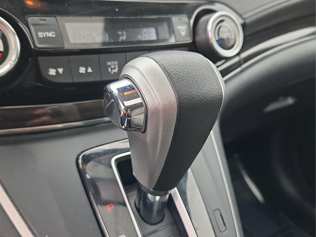 Used 2016 Honda CR-V Touring image 16