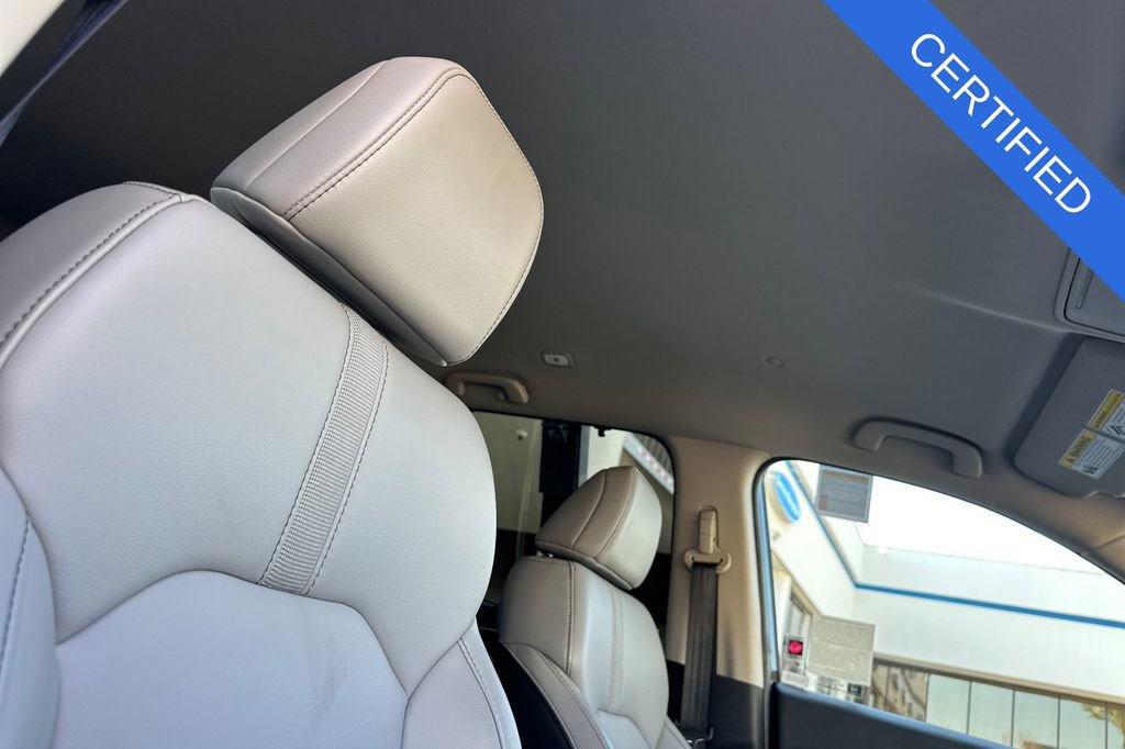 Certified 2025 Honda Pilot EX-L image 18