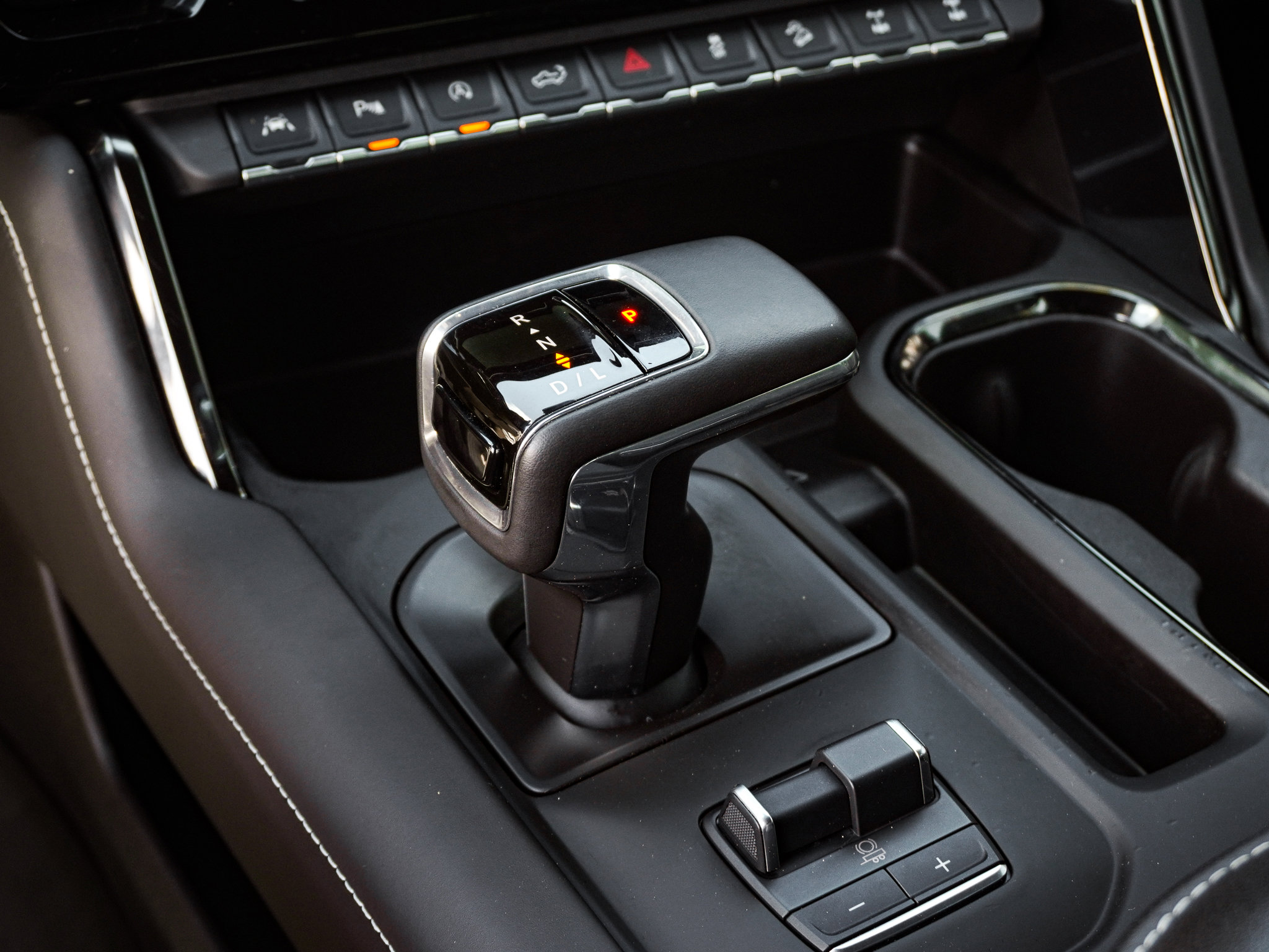 Used 2024 GMC Sierra 1500 AT4X image 26
