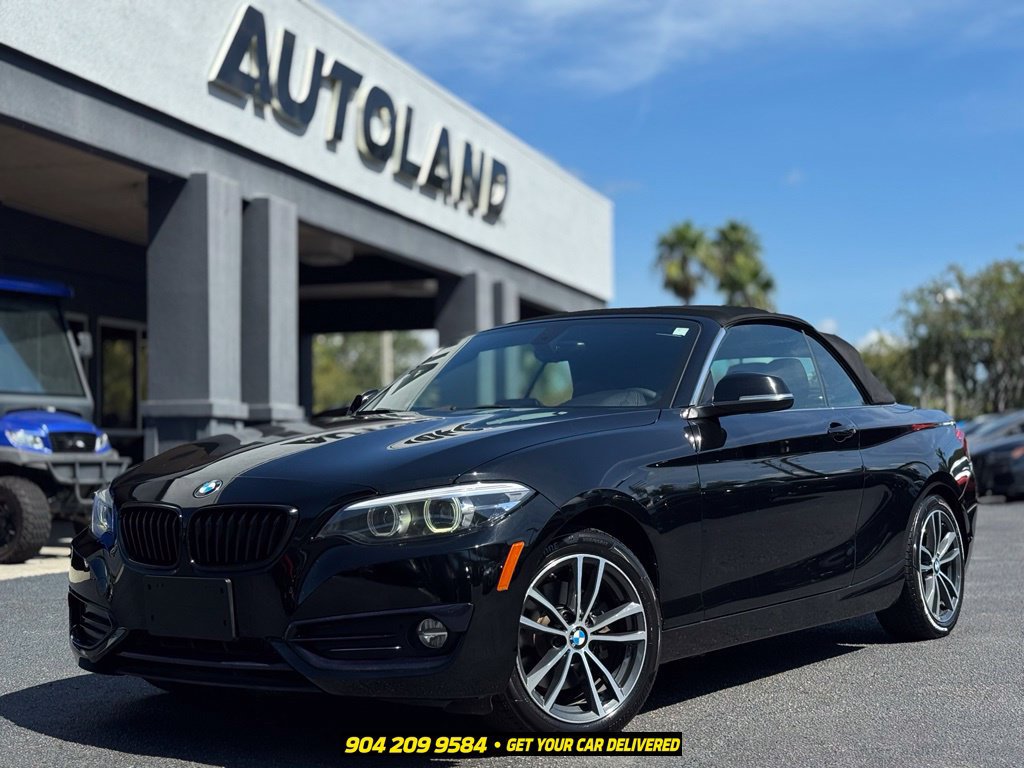 Used 2018 BMW 230i Convertible RWD image 2