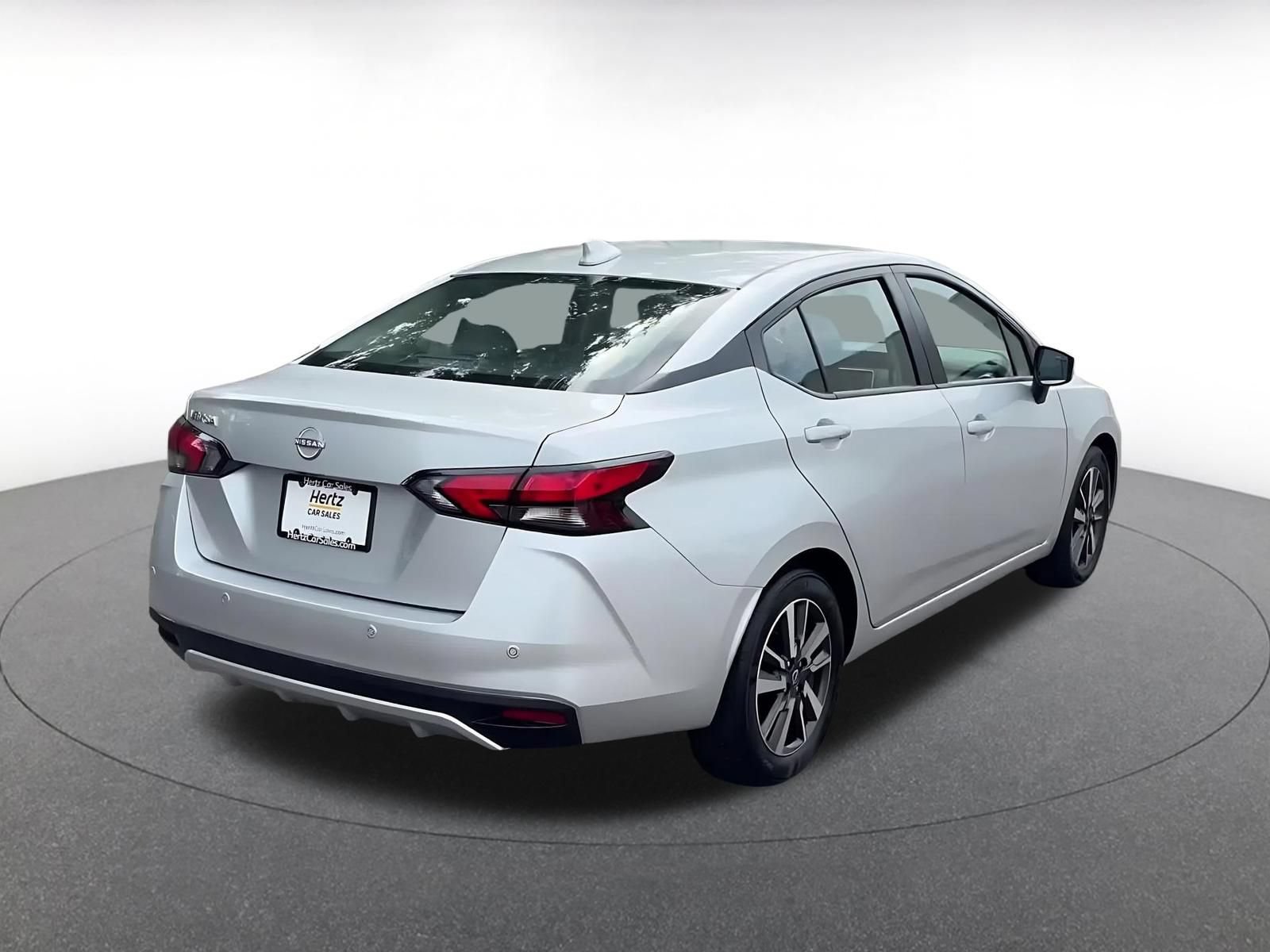 Used 2025 Nissan Versa SV FWD image 14