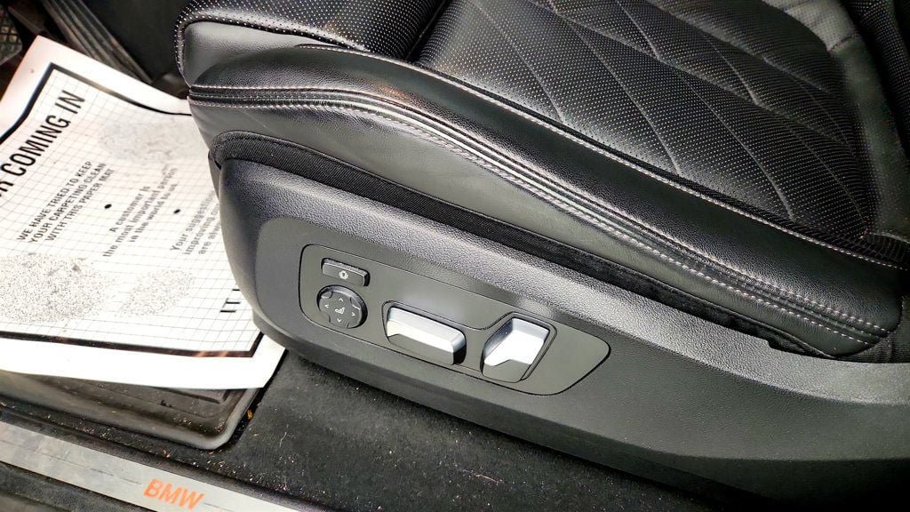 Used 2023 BMW X5 xDrive40i AWD/4WD image 12