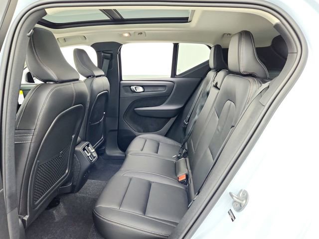 New 2026 Volvo XC40 B5 Plus w/ Protection Package Premier image 28