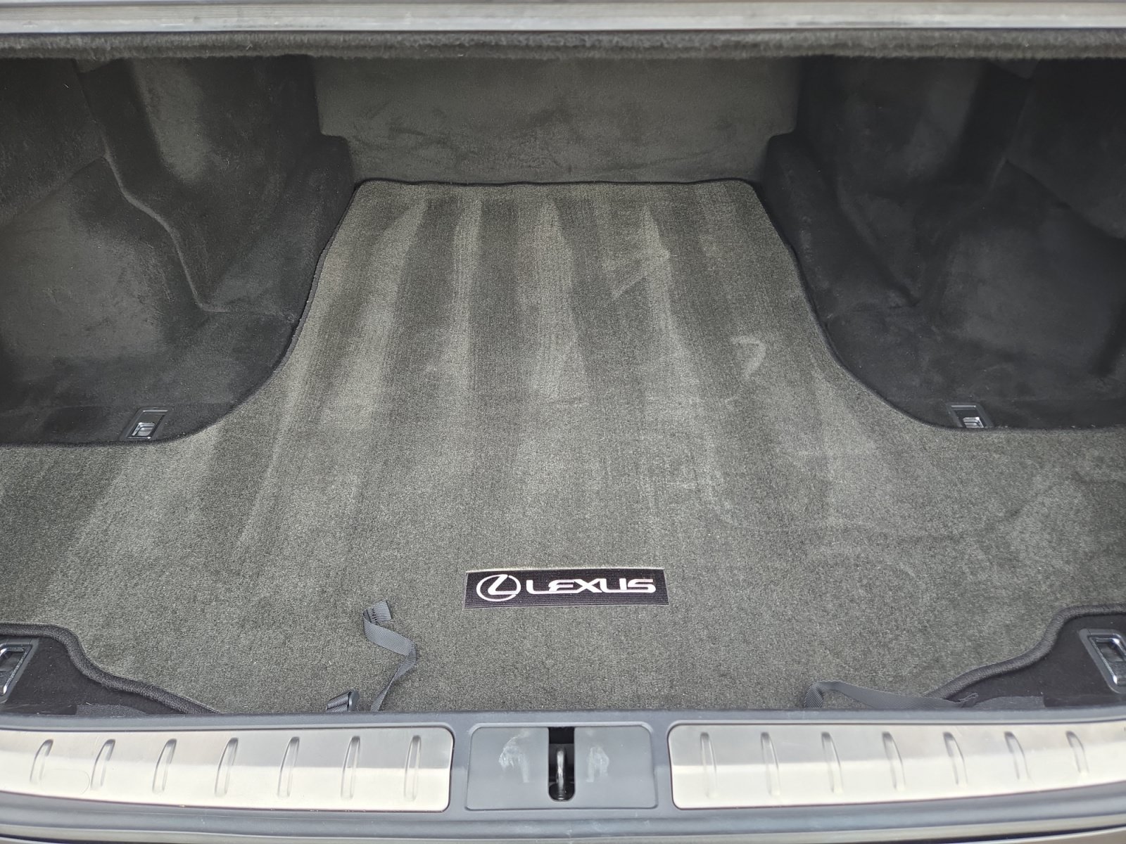 Used 2019 Lexus LS 500 w/ Interior Upgrade Package RWD image 37