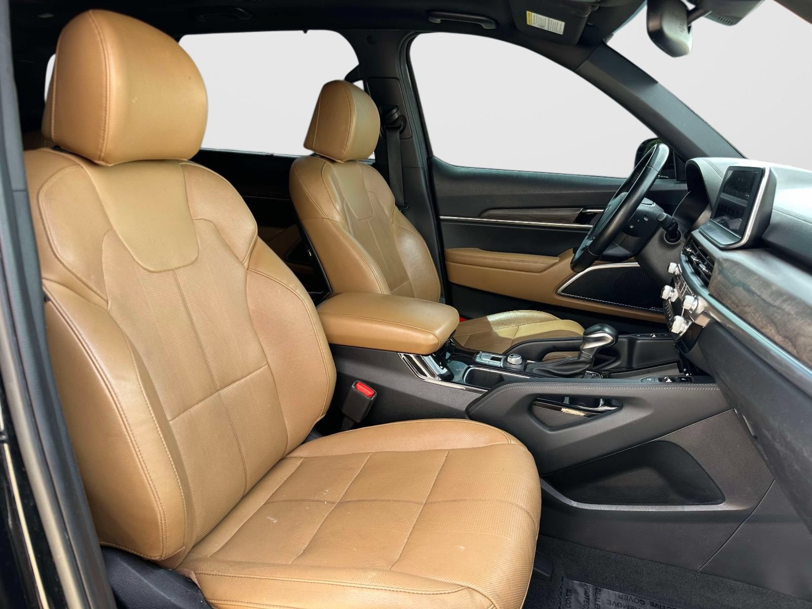 Used 2022 Kia Telluride SX w/ Towing Package FWD image 9