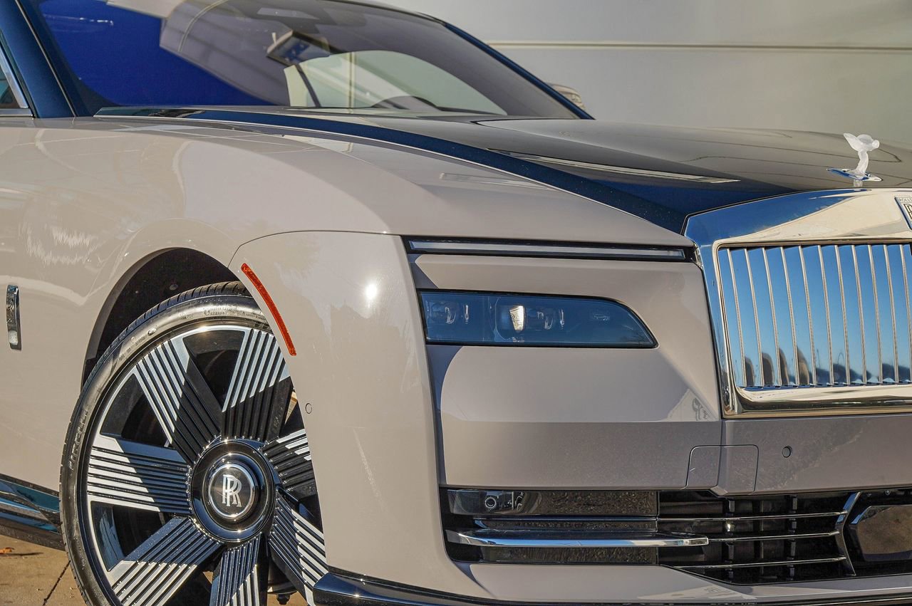 New 2026 Rolls-Royce Spectre AWD/4WD image 3