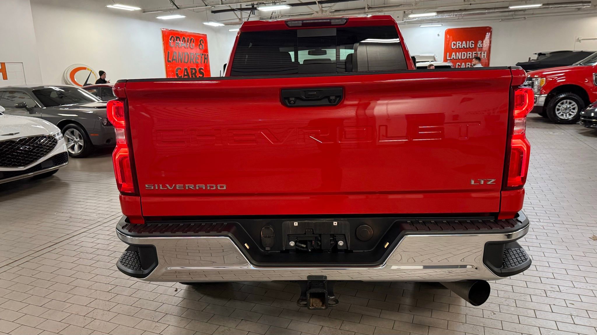 Used 2020 Chevrolet Silverado 2500 LTZ w/ LTZ Convenience Package image 6