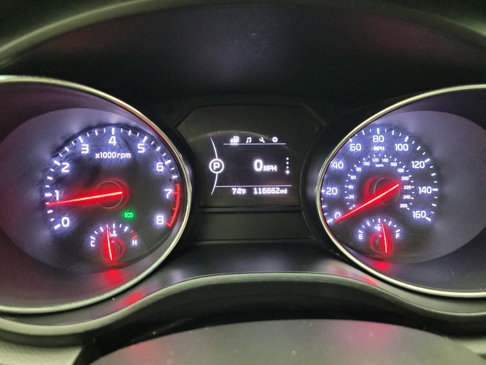 Used 2017 Kia Sedona LX w/ LX Essentials Premium Package FWD image 23