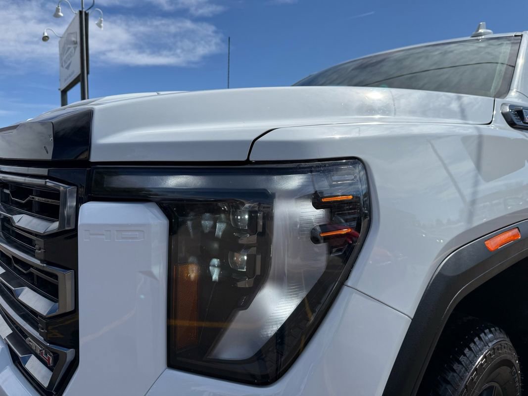 Used 2024 GMC Sierra 3500 AT4 image 9