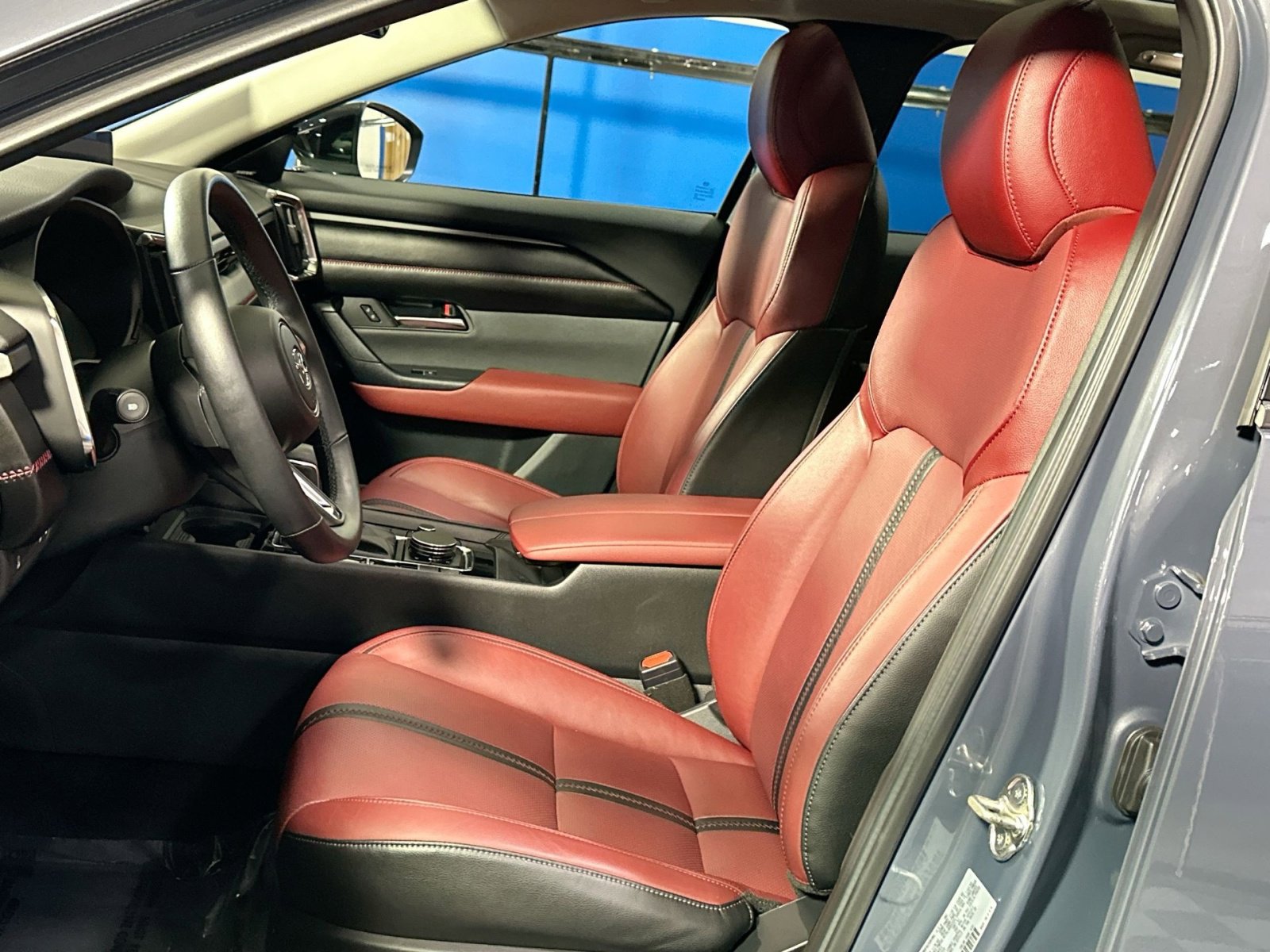 Used 2025 MAZDA CX-50 2.5 Hybrid w/ Cargo Package image 13