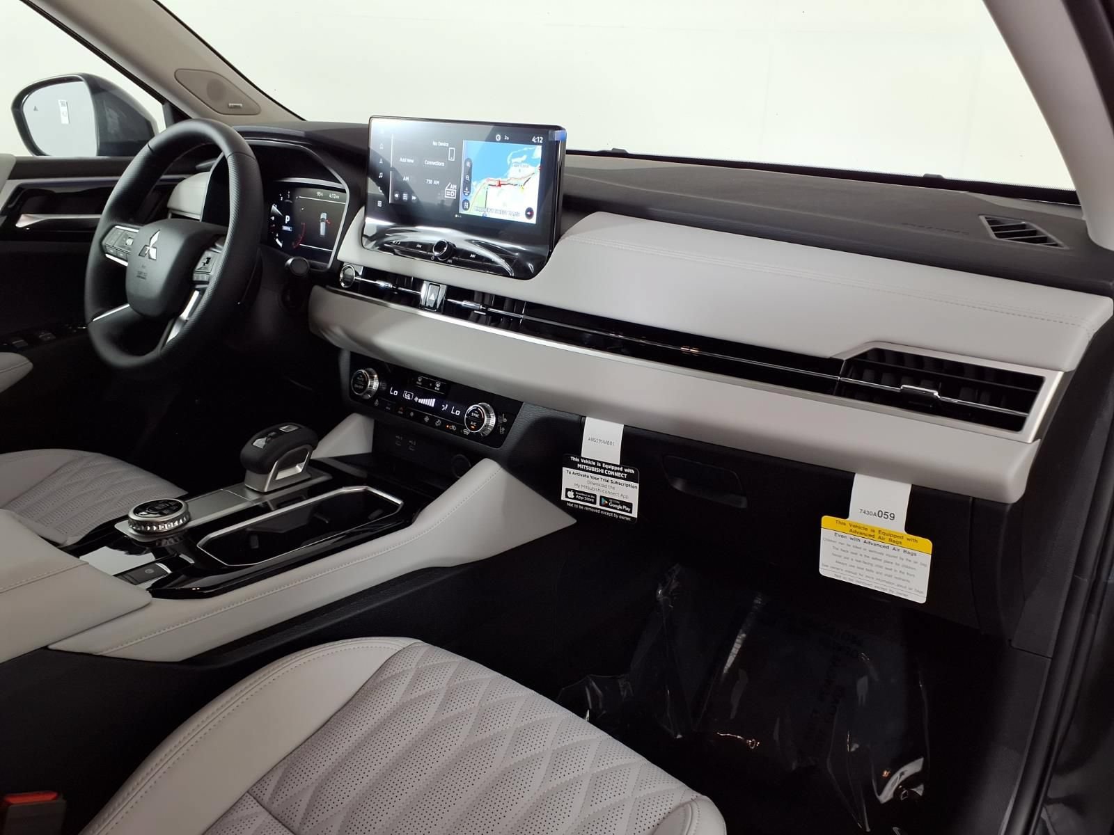 New 2026 Mitsubishi Outlander SEL AWD/4WD image 7