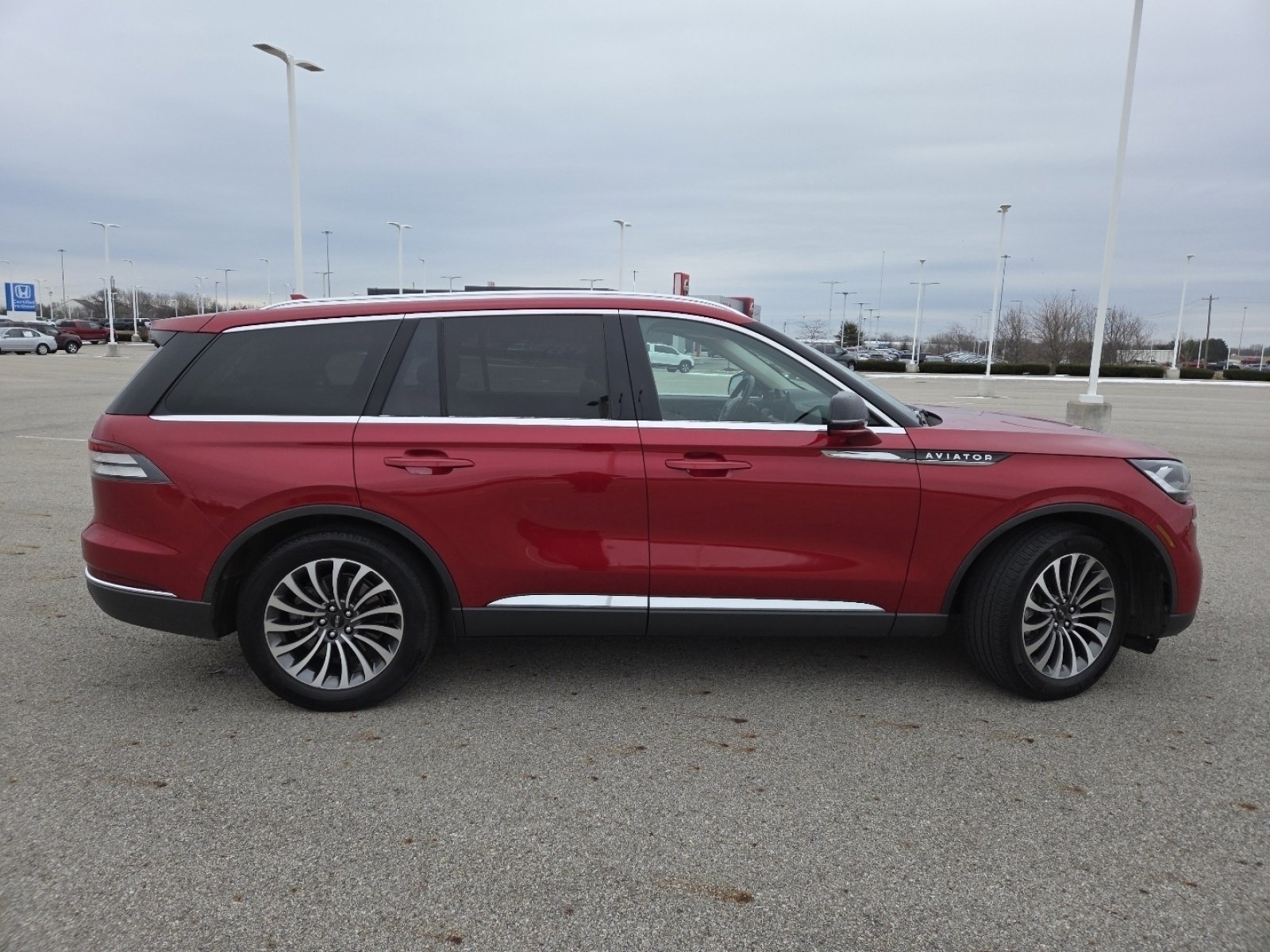 Used 2020 Lincoln Aviator Reserve image 19