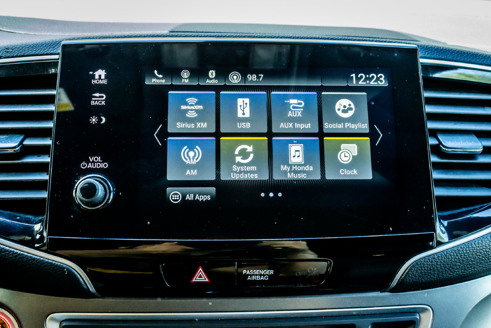 Used 2023 Honda Passport EX-L image 16