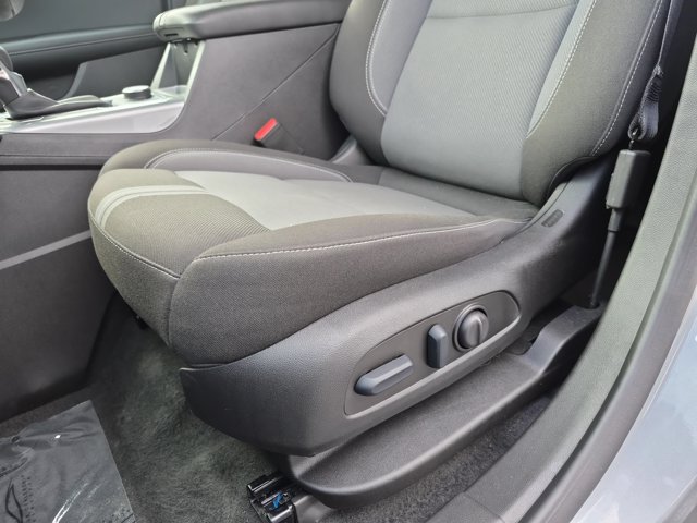 Used 2025 Chevrolet Blazer LT AWD/4WD image 14