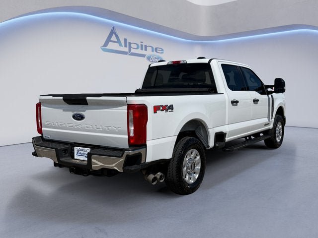 Used 2023 Ford F250 XLT w/ FX4 Off-Road Package AWD/4WD image 5