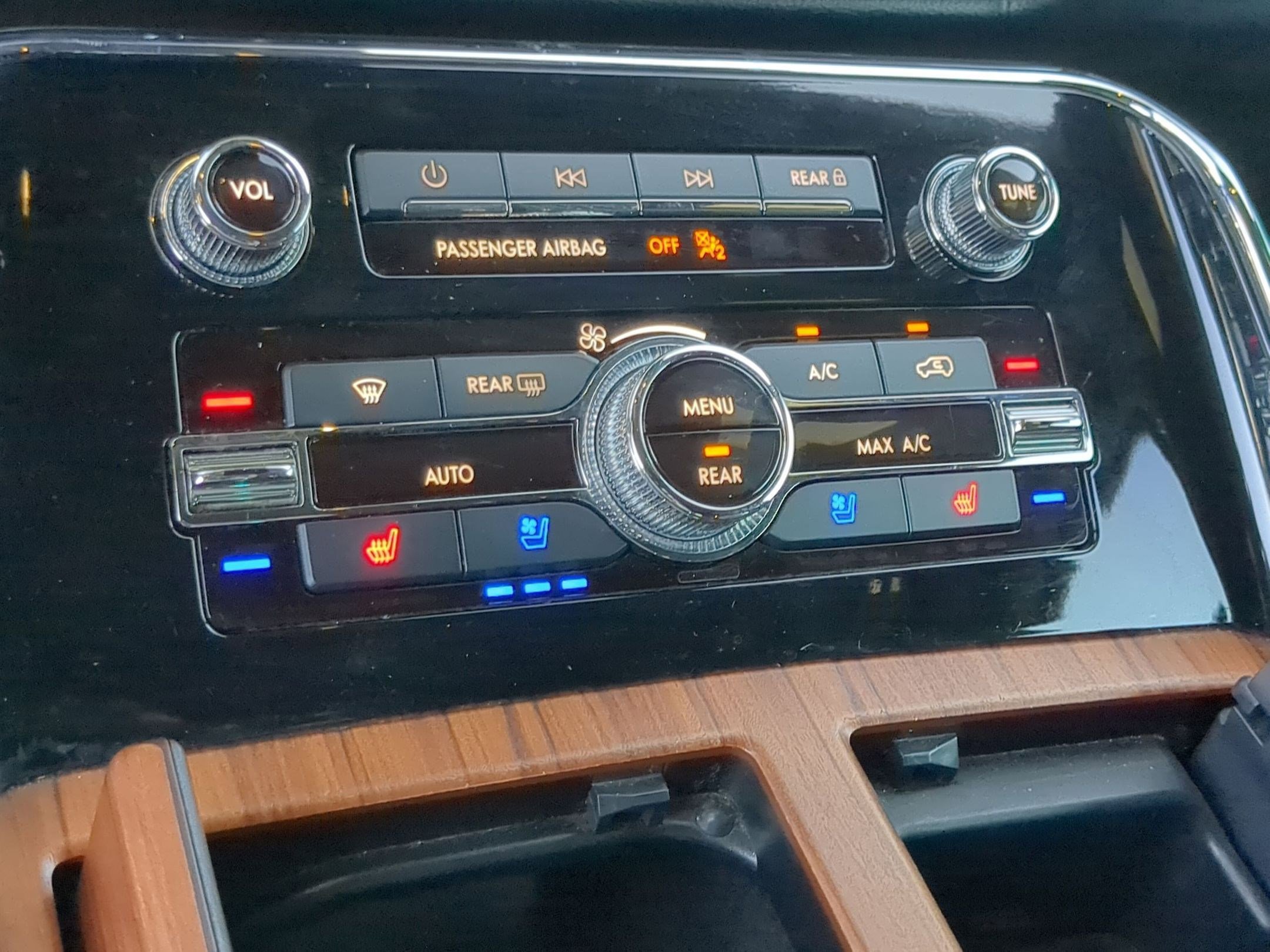 Used 2019 Lincoln Navigator L Reserve image 18