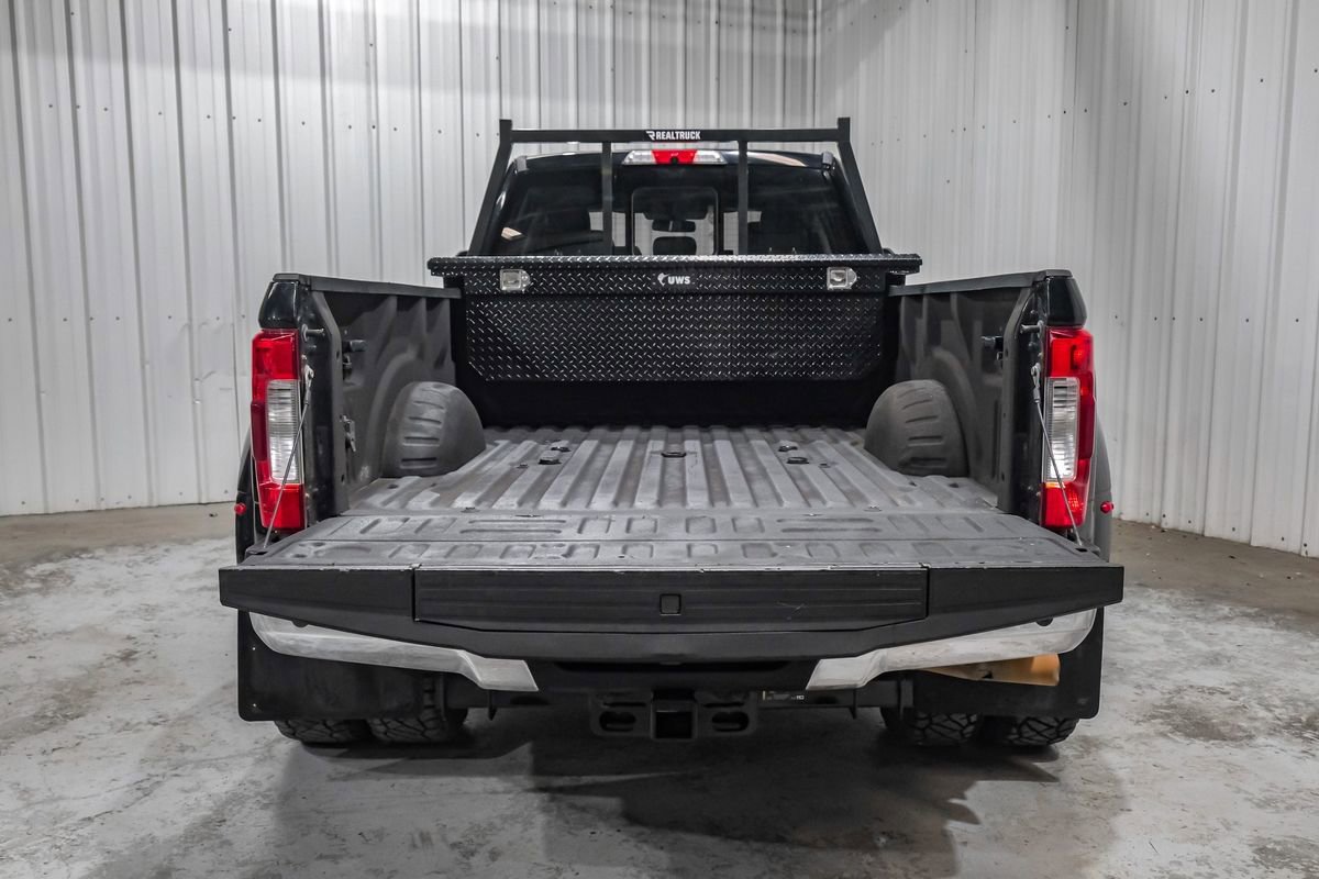 Used 2017 Ford F350 Lariat w/ Lariat Ultimate Package image 61