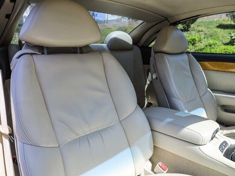 Used 2002 Lexus SC 430 Convertible RWD image 18