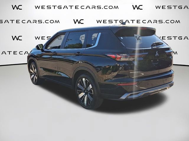 New 2025 Mitsubishi Outlander SE image 4