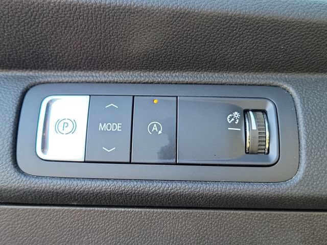 Certified 2025 Chevrolet Traverse LT FWD image 26