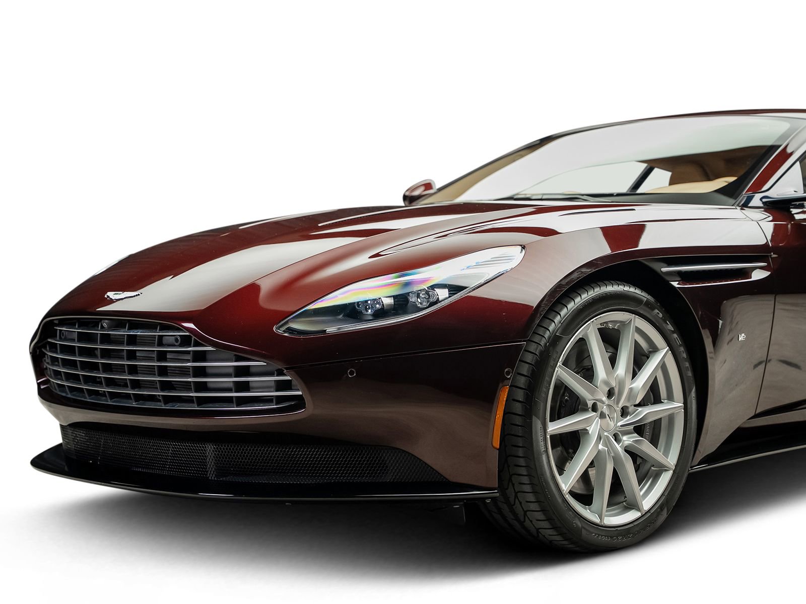 Used 2017 Aston Martin DB11 V12 RWD image 14