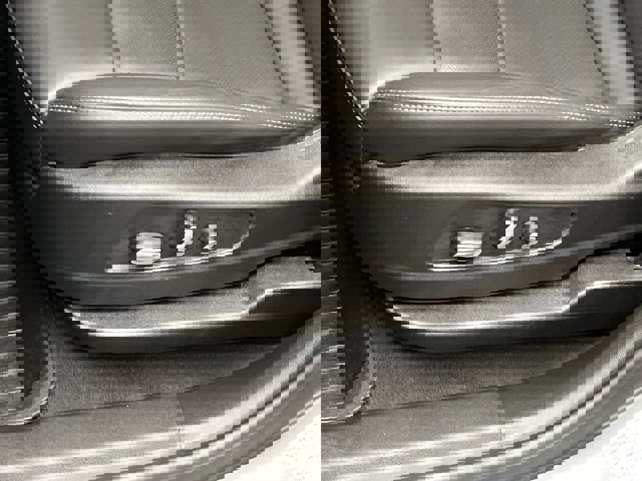 Certified 2024 Cadillac XT6 Premium Luxury w/ LPO, Floor Liner Package image 12