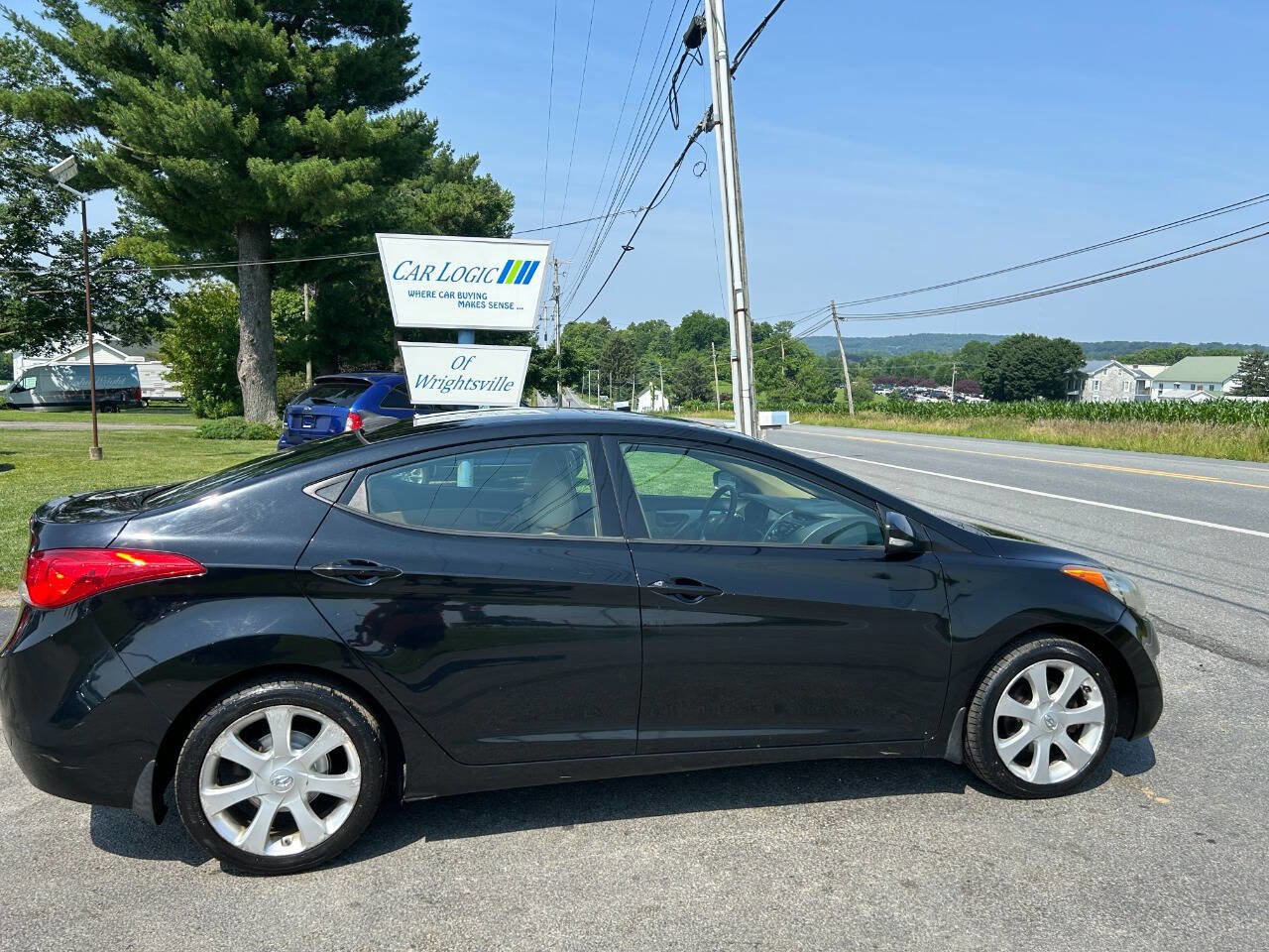 Used 2013 Hyundai Elantra Limited image 13