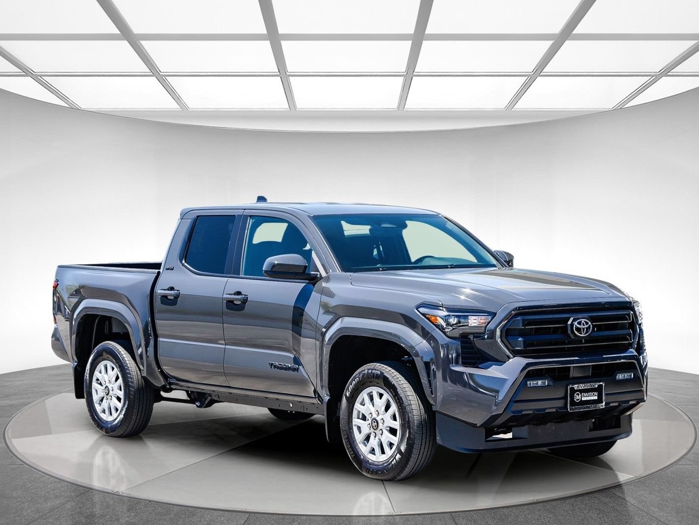 Used 2026 Toyota Tacoma SR5 AWD/4WD image 5