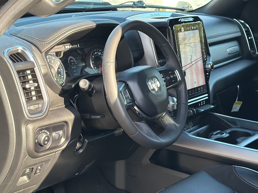 Used 2025 RAM 1500 Laramie w/ Sport Appearance Package AWD/4WD image 15