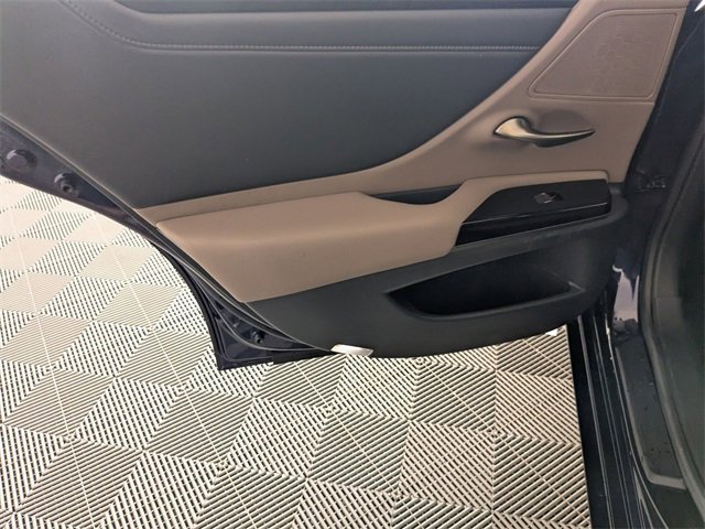 Used 2023 Lexus ES 350 w/ Premium Package image 27