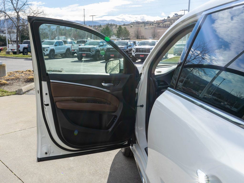 Used 2020 Acura MDX SH-AWD w/ Advance Package image 18