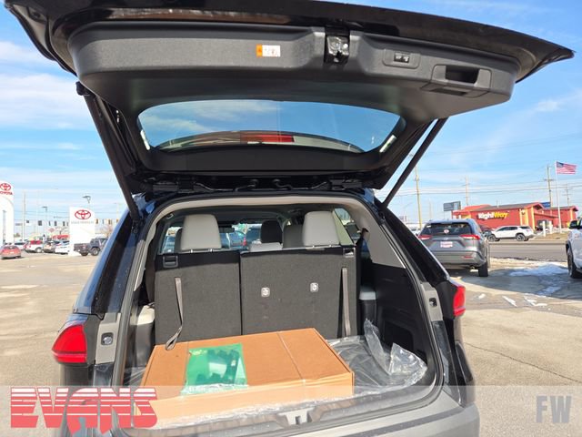 Certified 2026 Toyota Grand Highlander XLE image 32