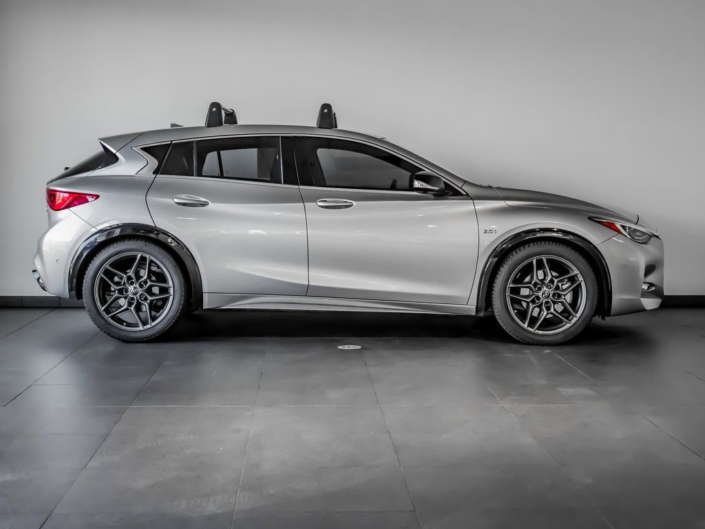 Used 2018 INFINITI QX30 Sport image 8