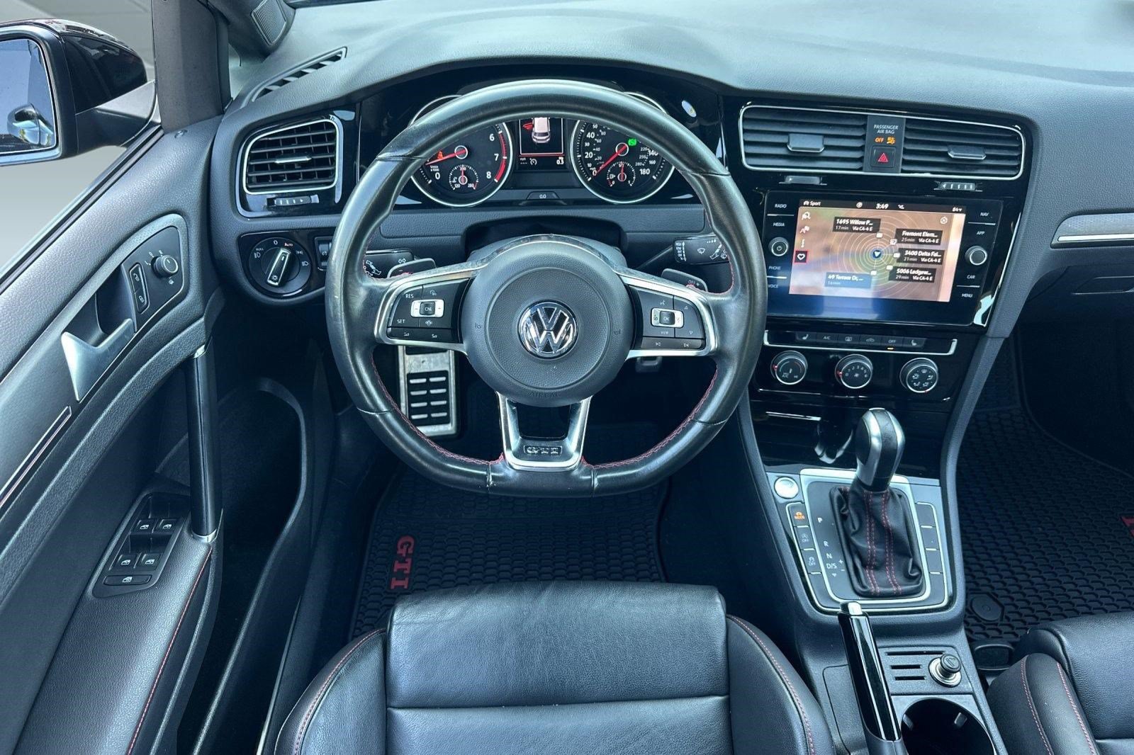 Used 2021 Volkswagen Golf 4-Door FWD image 31
