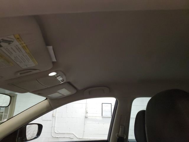 Used 2015 Nissan Rogue S image 23